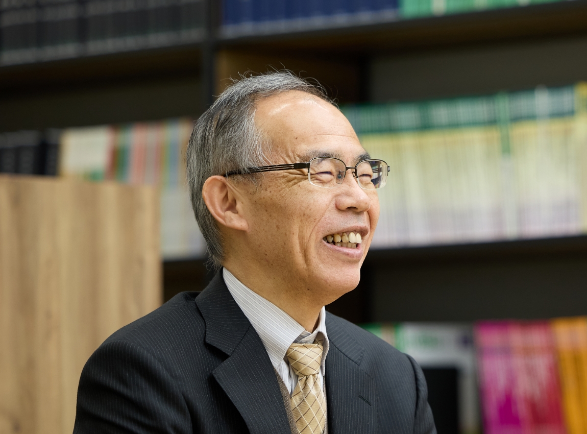 教育分野担当教授 安東 由則 (研究科長)